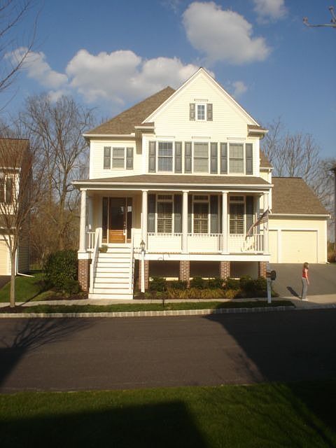  Front view