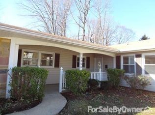 1500 Pernell Ct, Bowie, MD 20716