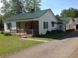 88 Park Row, Cadyville, NY 12918
