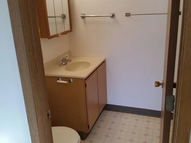 116 N 7th Ave E #5 — Photo 4