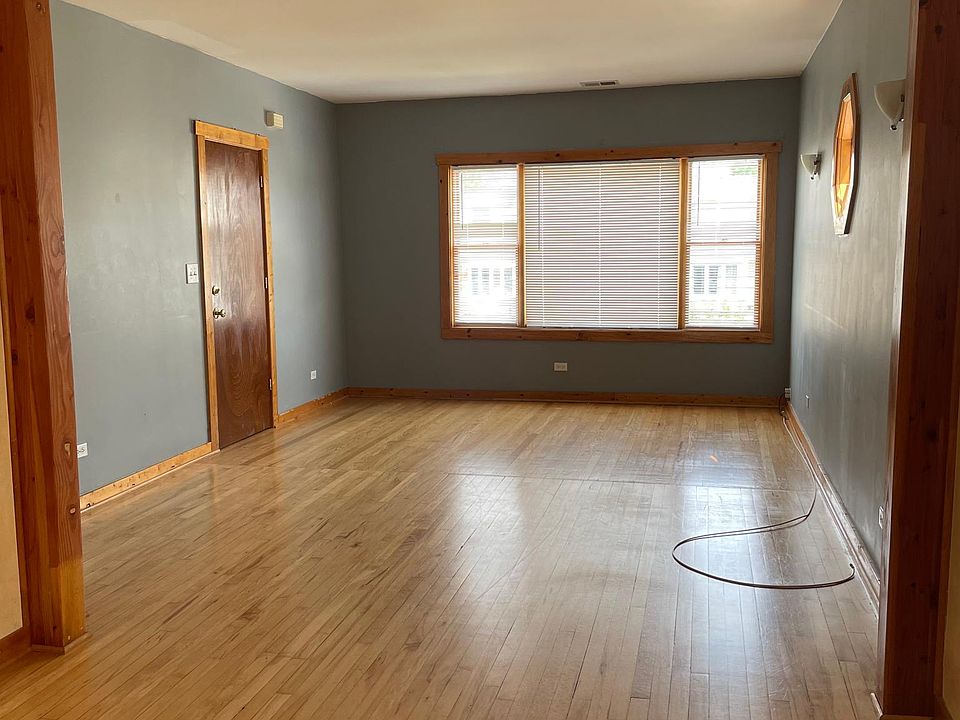 1st image of 6035 W Giddings St Unit 2