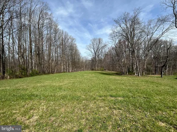 8320 Hook Ln, Upper Marlboro, MD 20772