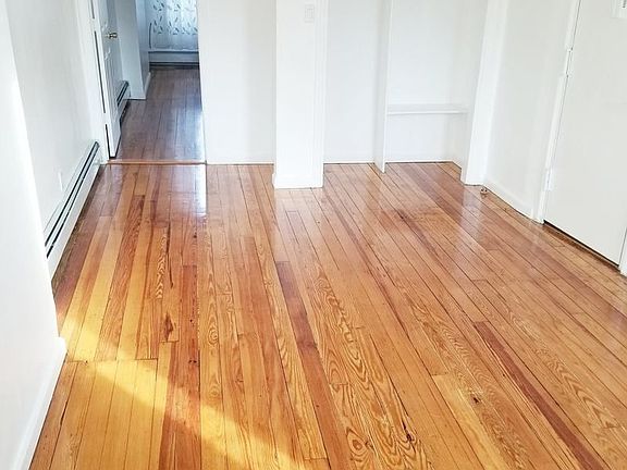 3rd image of 53 6th Ave #B