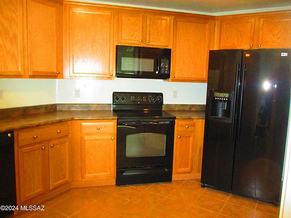 4th image of 6613 E Ladonna Ln #Na