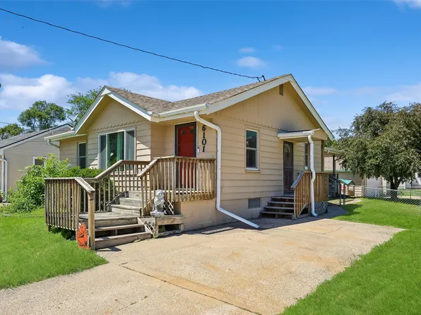 6101 Welker Ave, Des Moines, IA 50312