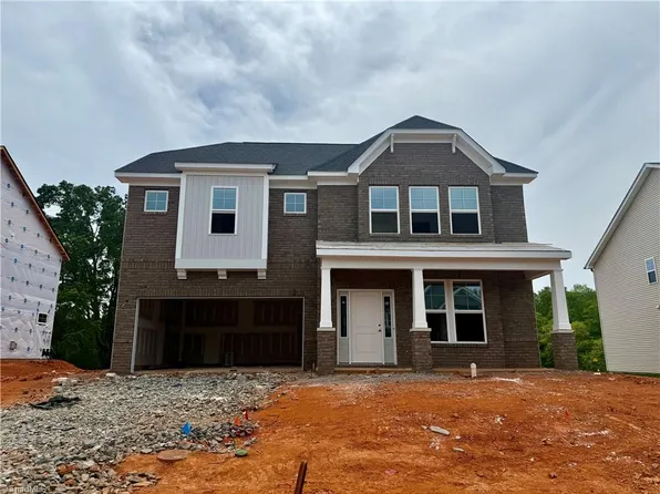 4586 Hanes Lake Dr, Winston Salem, NC 27106