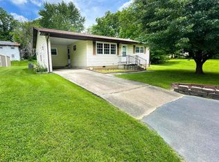 202 N Spring St, Bloomfield, MO 63825