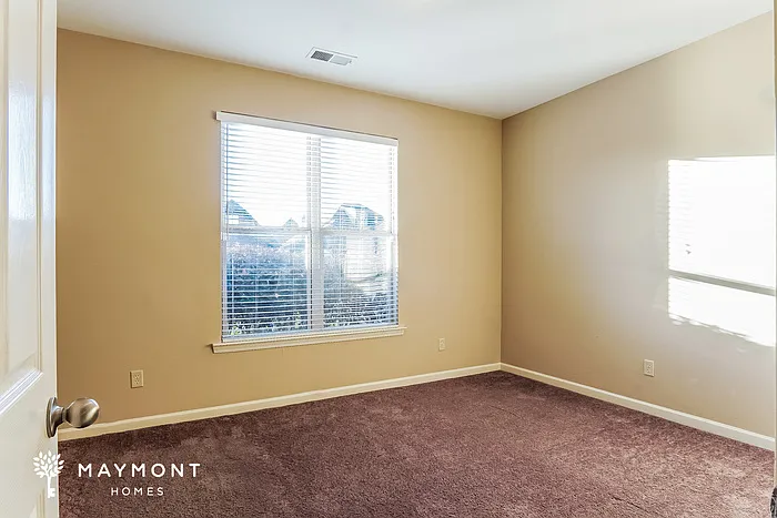 1120 Washington Dr — Photo 9