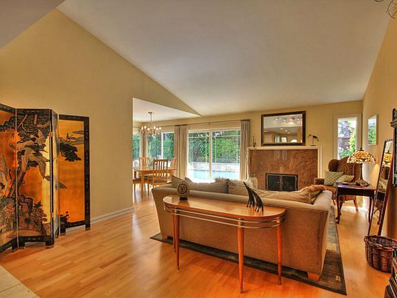 4th image of 1817 Schooldale Dr