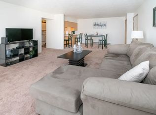 1711 Bond St APT 21, Niles, MI 49120