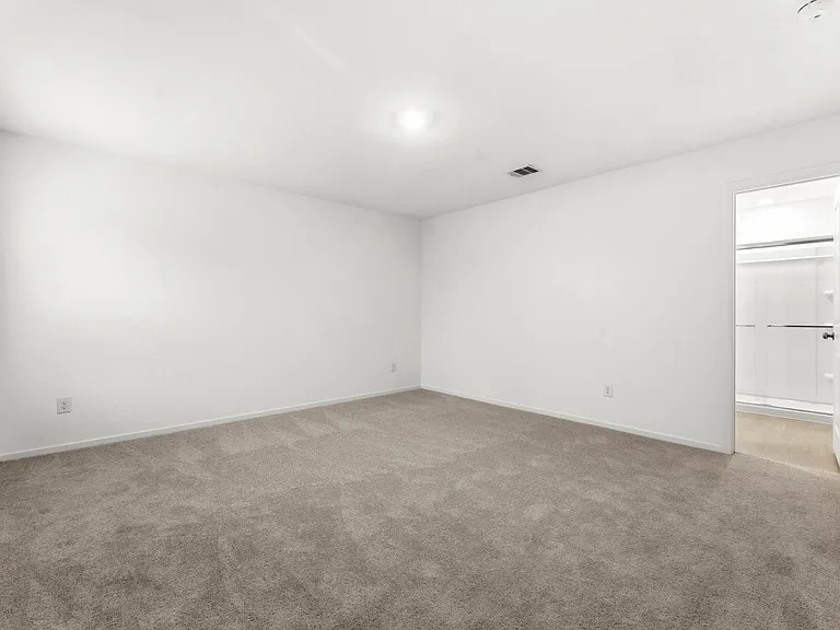 18716 Loom Dr — Photo 13