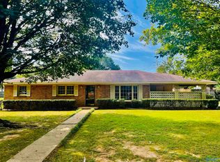 1100 Winston Dr, Athens, AL 35611