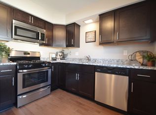 171 W Mangold Ave, Milwaukee, WI 53207
