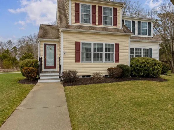 32 Carleton Street UNIT 32, Onset, MA 02558