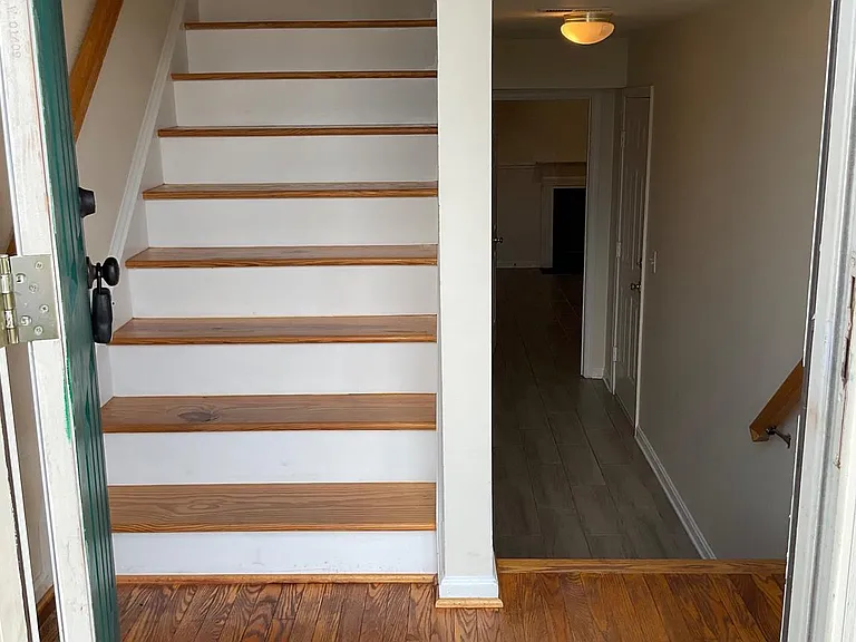 506 Hatchers Run Ct — Photo 2