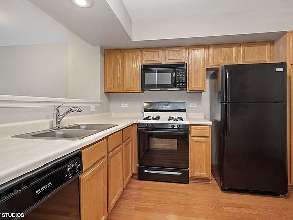 4th image of 1629 Orchard Ave