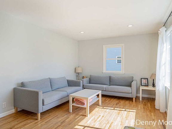 4th image of 1253 Bowdoin St SE