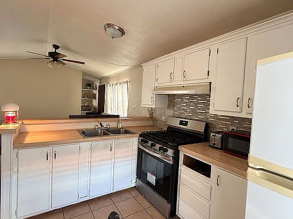 4th image of 3168 N Romero Rd #B6