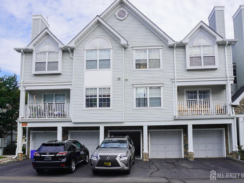 1st image of 48 Prestwick Way