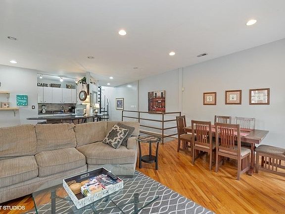 4th image of 1726 N Sedgwick St APT 3