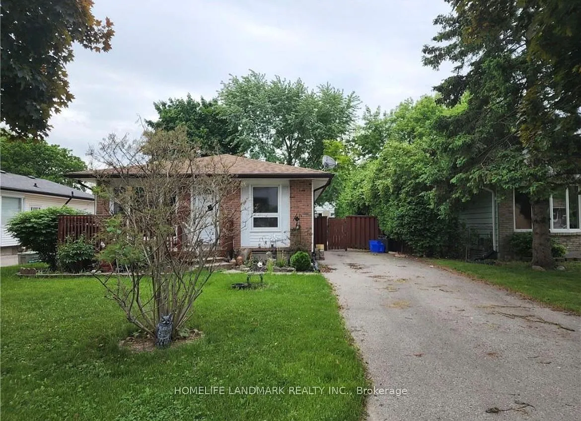 3 bed, $2,200 — Photo 1