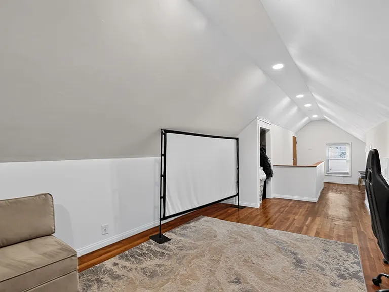 28036 W Oakland Rd — Photo 24