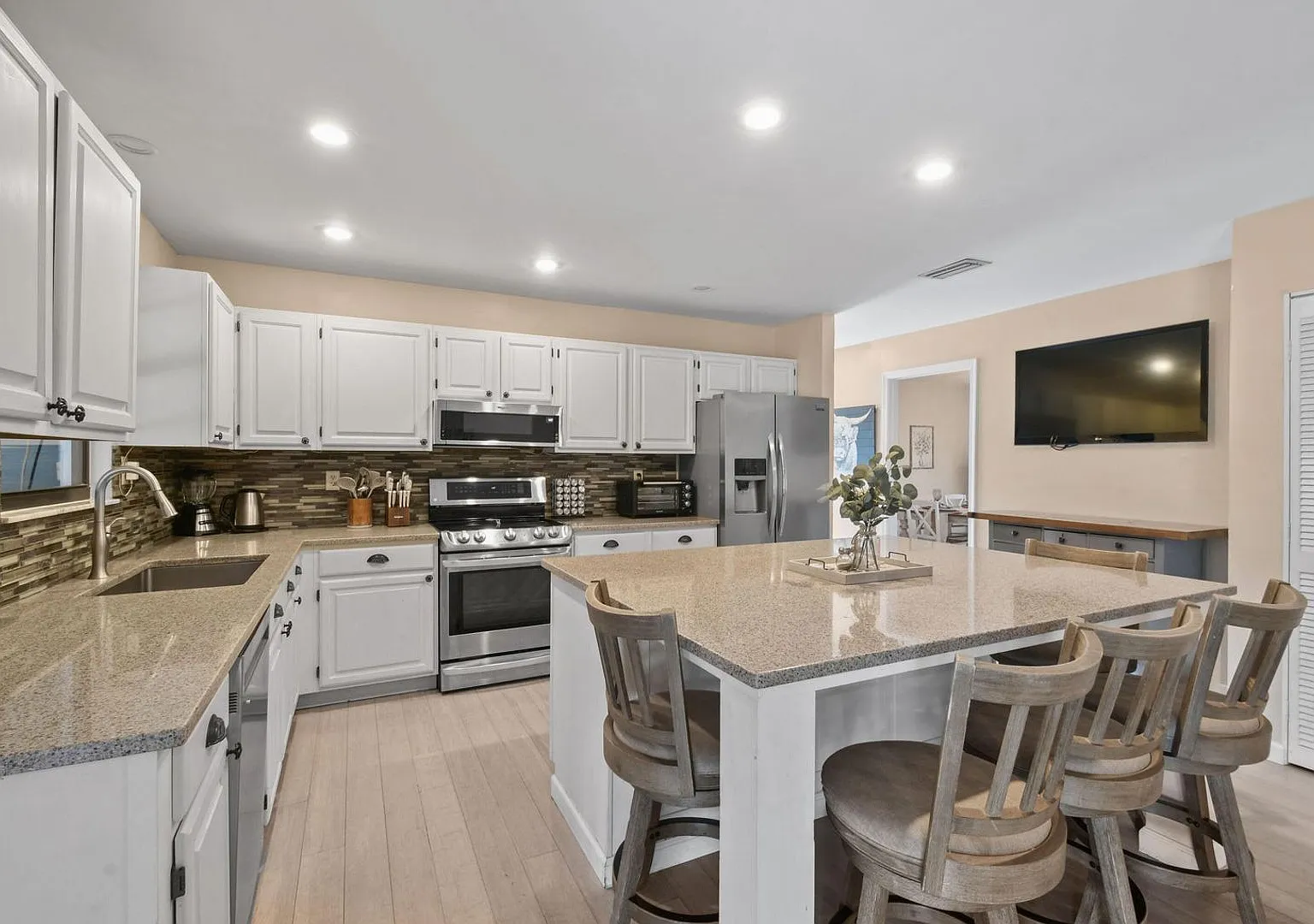15739 N 75th Way N, Palm Beach Gardens, FL 33418 — Photo 1