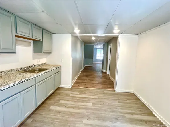 25 W Main St, Pt Jervis, NY 12771