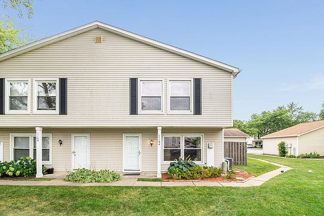 1st image of 1184 E Candlenut Ln