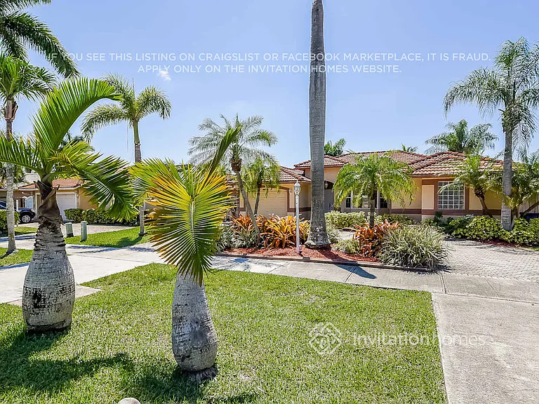 14872 SW 176th St — Photo 4