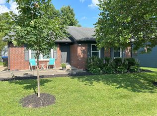 121 Schenkelwood Dr, Frankfort, KY 40601
