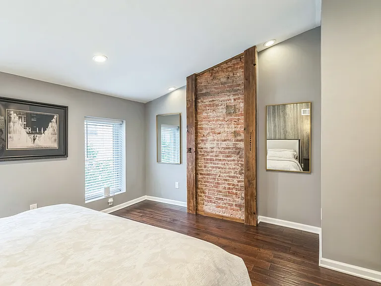 1153 N Hancock St — Photo 16