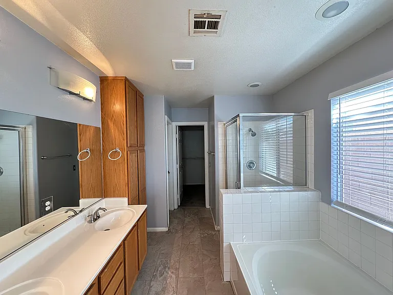 925 Ortega Hill Ln — Photo 13