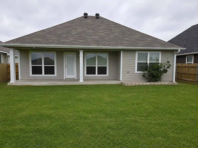 3212 Risinger Rd — Photo 6