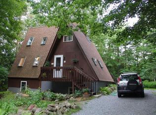 42 Chicopee Dr, Hubbardston, MA 01452