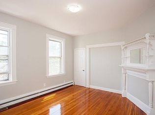 135 Columbia St #2L, Cambridge, MA 02139