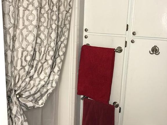 Mast. Bdrm#1 Bath