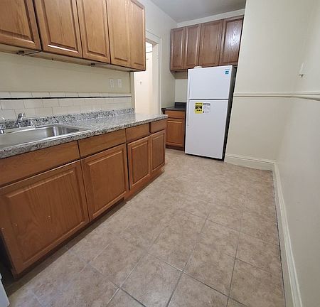 3rd image of 86-22 98th St #2R