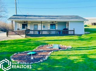 292 Hillcrest Rdg, Montezuma, IA 50171