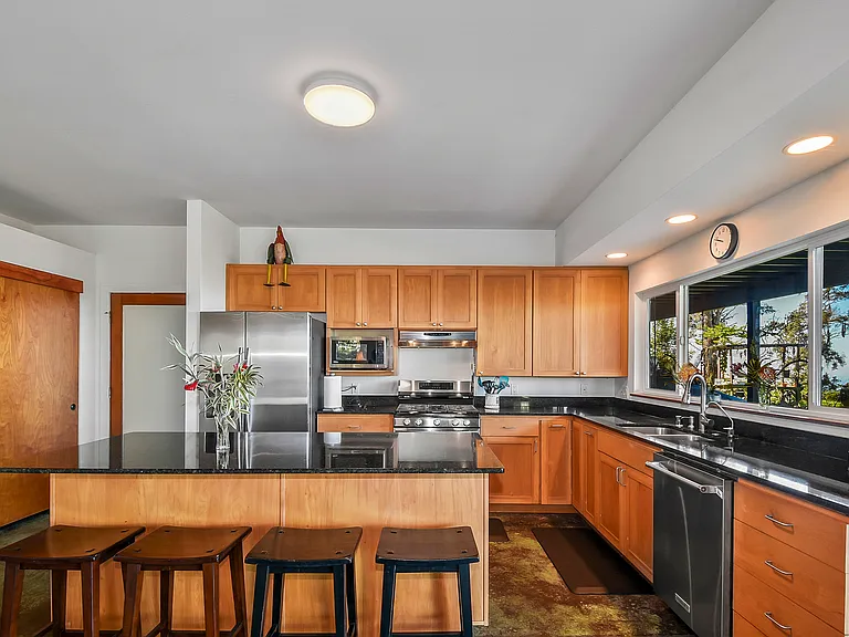 73-4599 Kukuki St — Photo 14