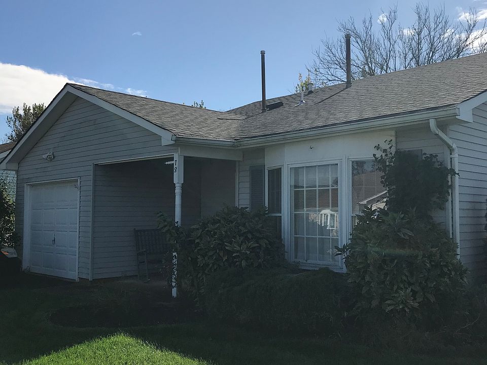 Great corner lot!  