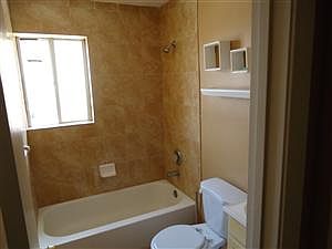 2nd image of 1401 N Sapodilla Ave Ste 1