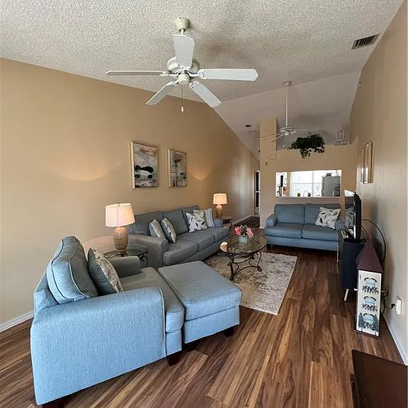 185 Grand Oaks Way #R-204 — Photo 3