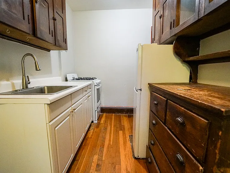 117 College Ave — Photo 12