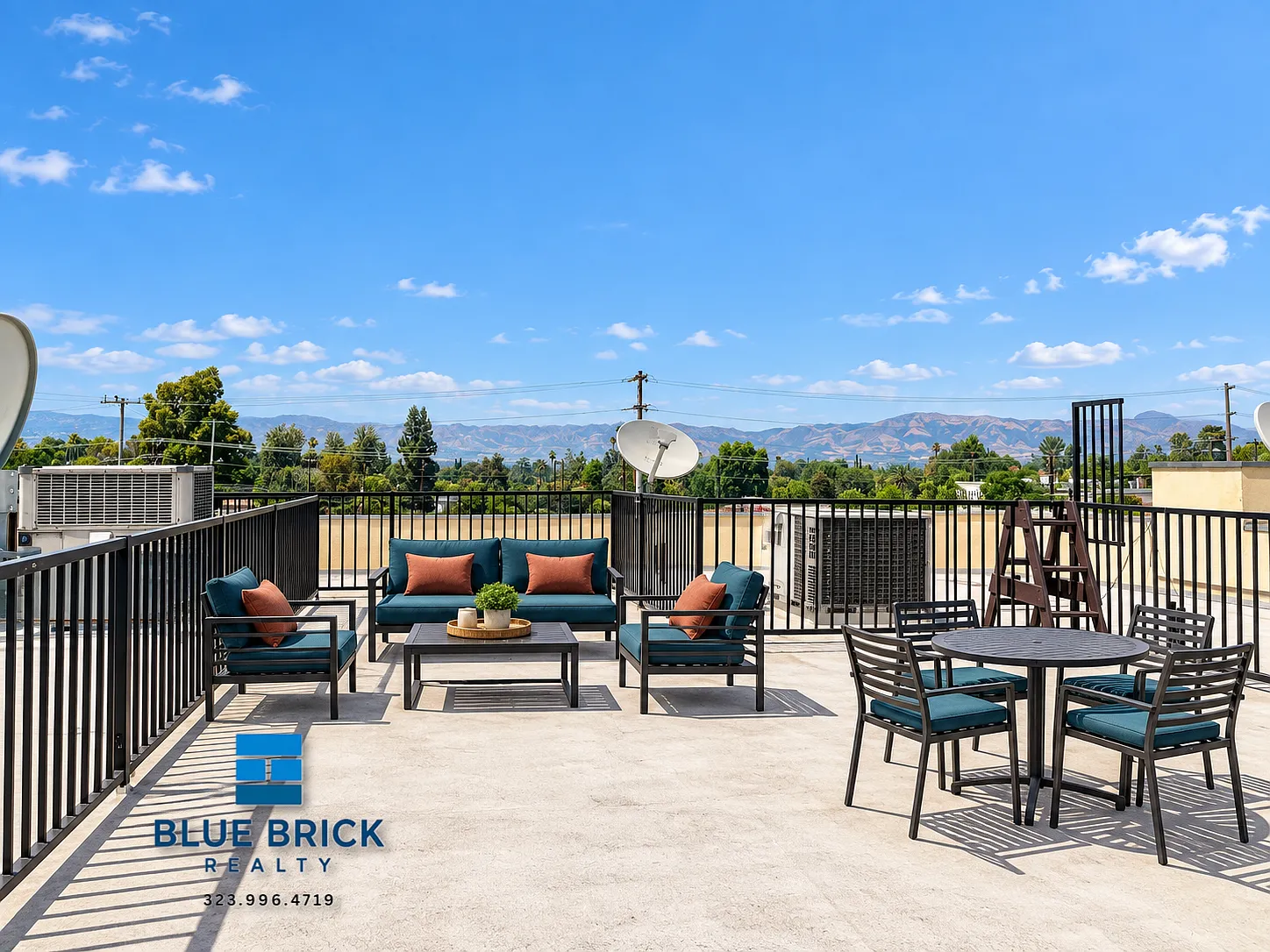 Woodland Hills Gem! 2-Bedroom with Balcony & Central A/C — Photo 3