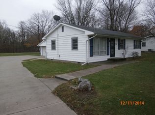 2116 Batestown Rd, Danville, IL 61832