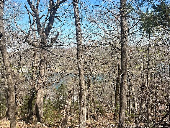 5th image of 6 S 511th Rd