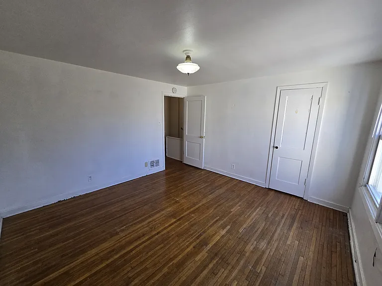 235 Madison St — Photo 13