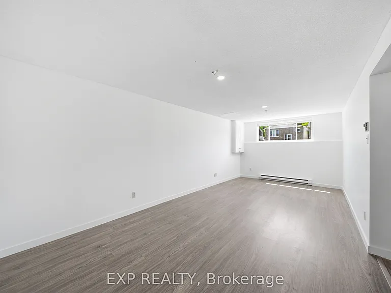 901 Morris St — Photo 23