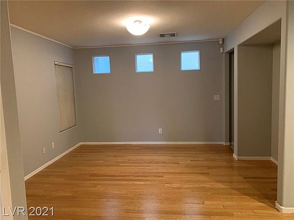 5th image of 9136 Gabardine Ave #0